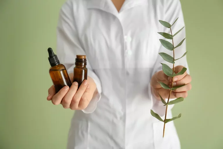 How to become a Qualified Clinical Aromatherapist 2 eucalyptus oil 2