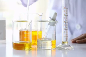 Our Guide to Choosing an Aromatherapy Course to Study 5 skincare formulation lab