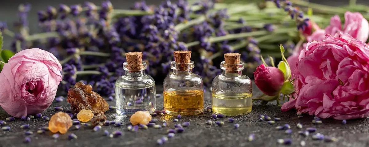 Myrrh Essential Oil - Health Benefits for Skin & Aromatherapy 2 frankincense 3